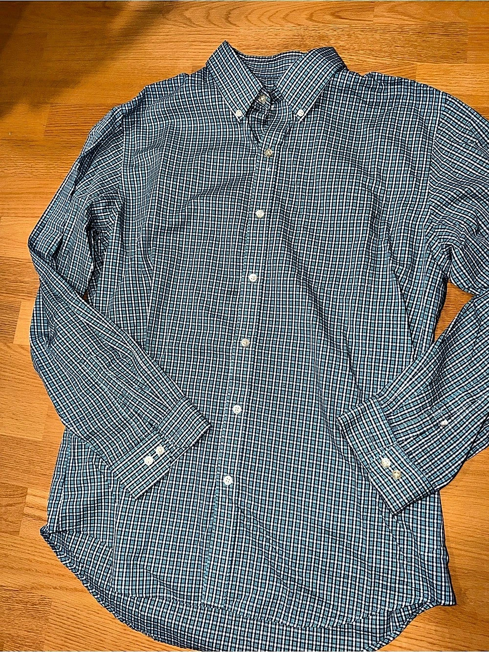 Van Heusen Classic Fit Checkered Cotton Shirt in Blue & White Size XL Like New